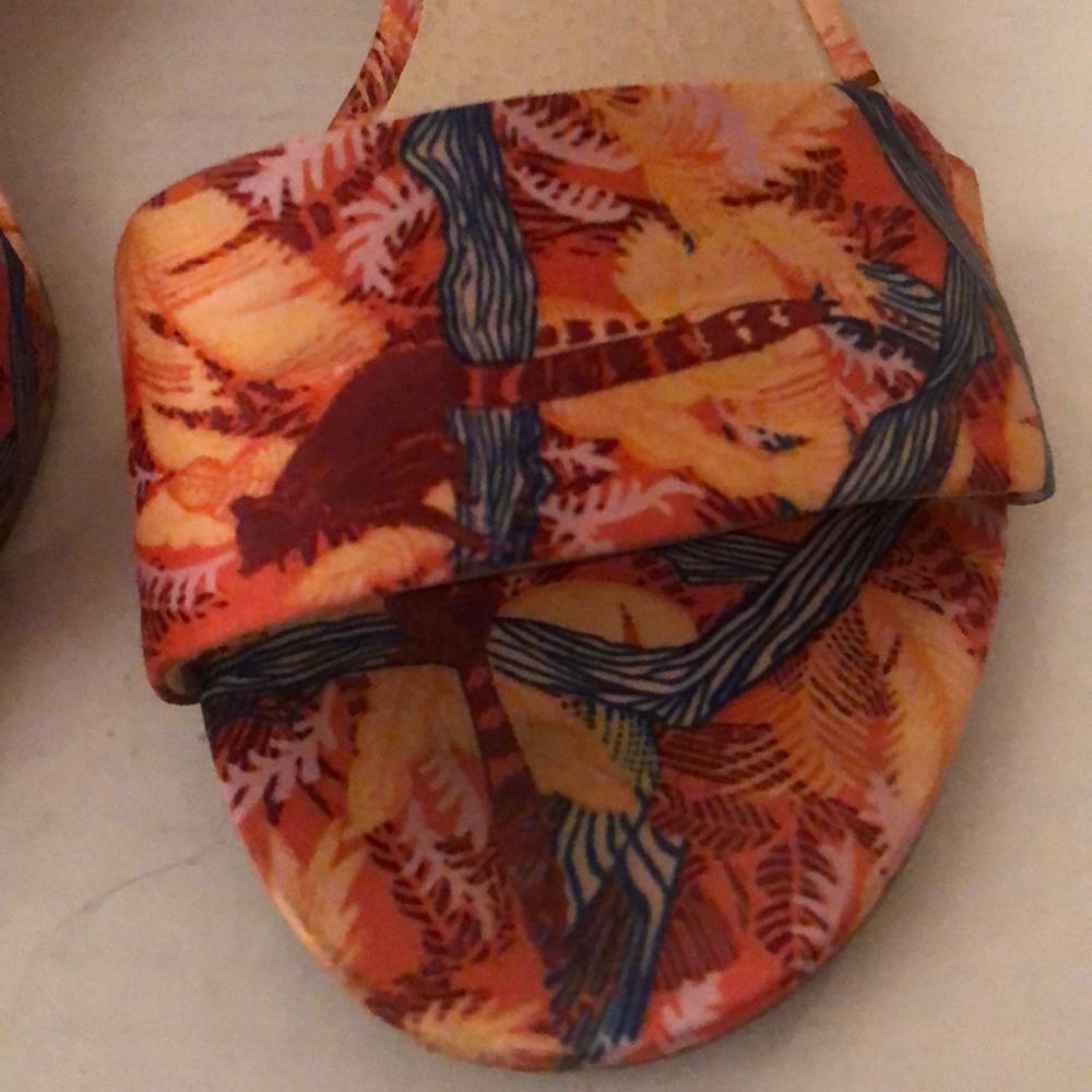 Printed heel - Picture 6 of 8